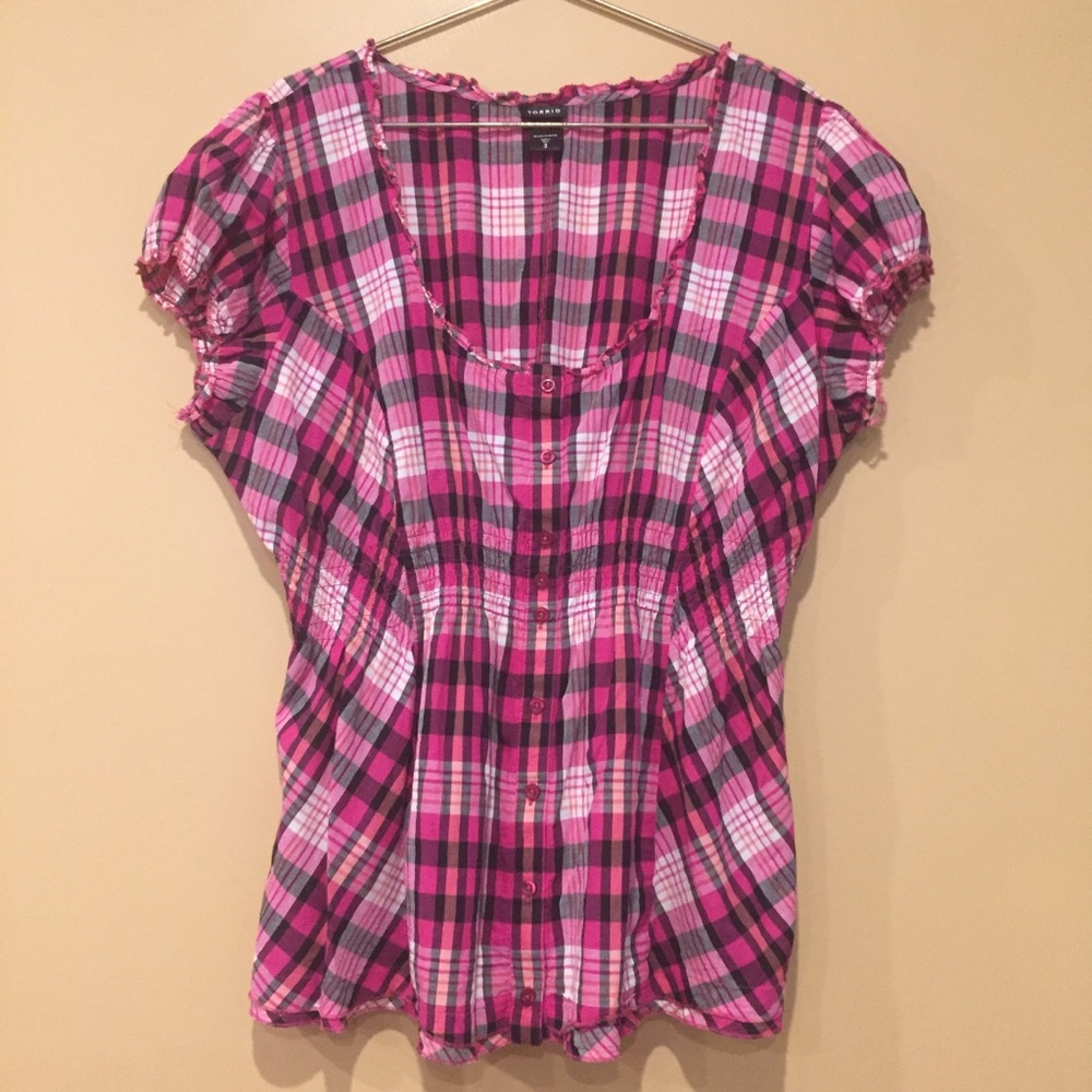 Torrid Pink Shirt💚